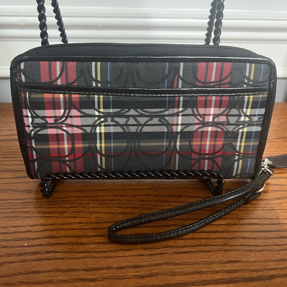COACH-Stylish Black and Red Plaid Poppy Signature Tartan Women's Wristlet, EUC - Picture 2 of 4